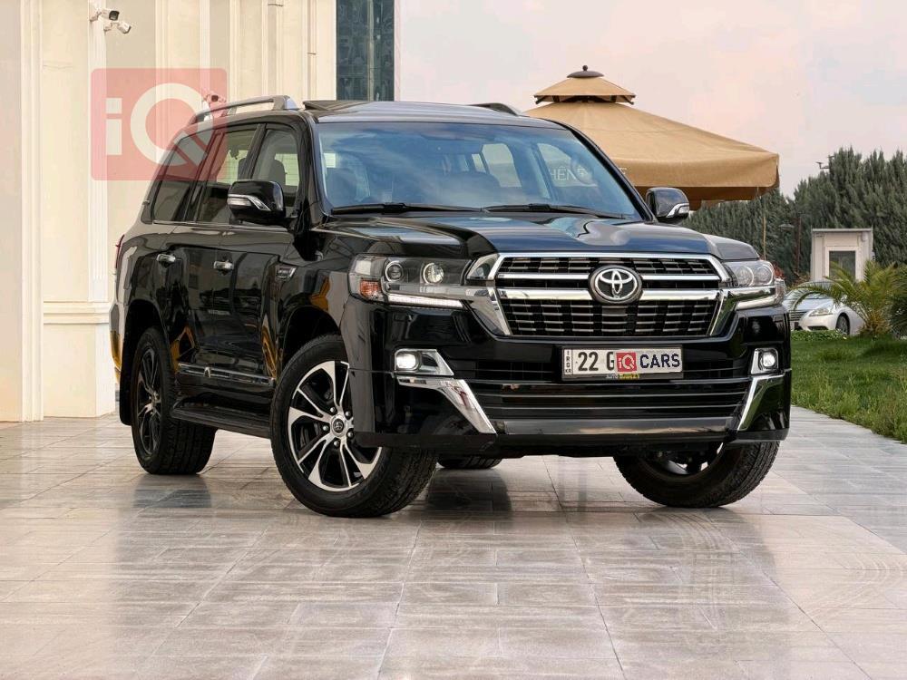 تويوتا لاندكروزر